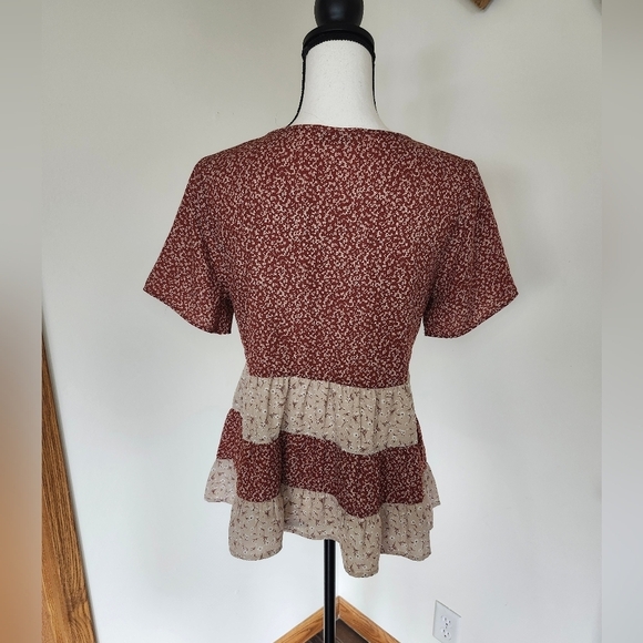 Paper Crane Floral Print Boho Tiered Shirt - Picture 4 of 5